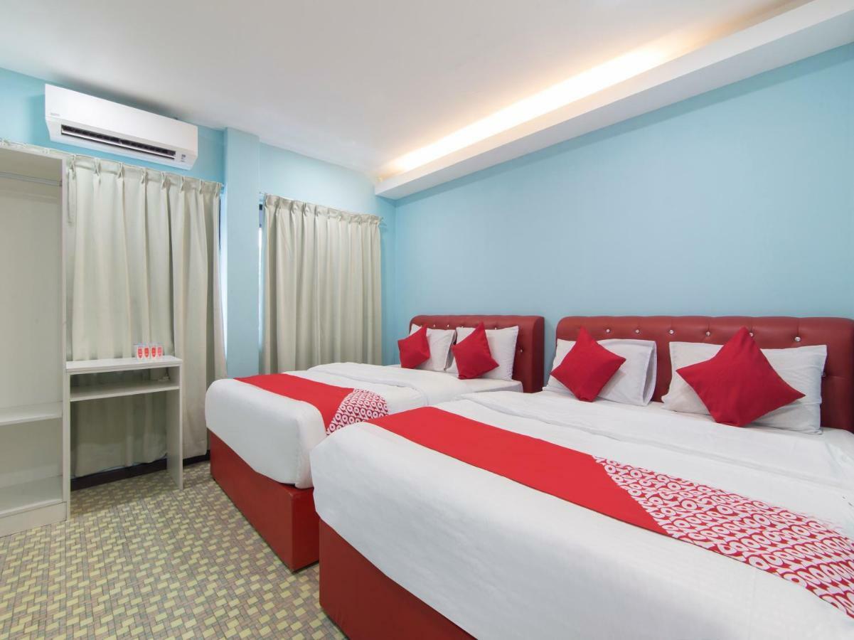 Oyo 1136 Pd Star Hotel Port Dickson Bagian luar foto