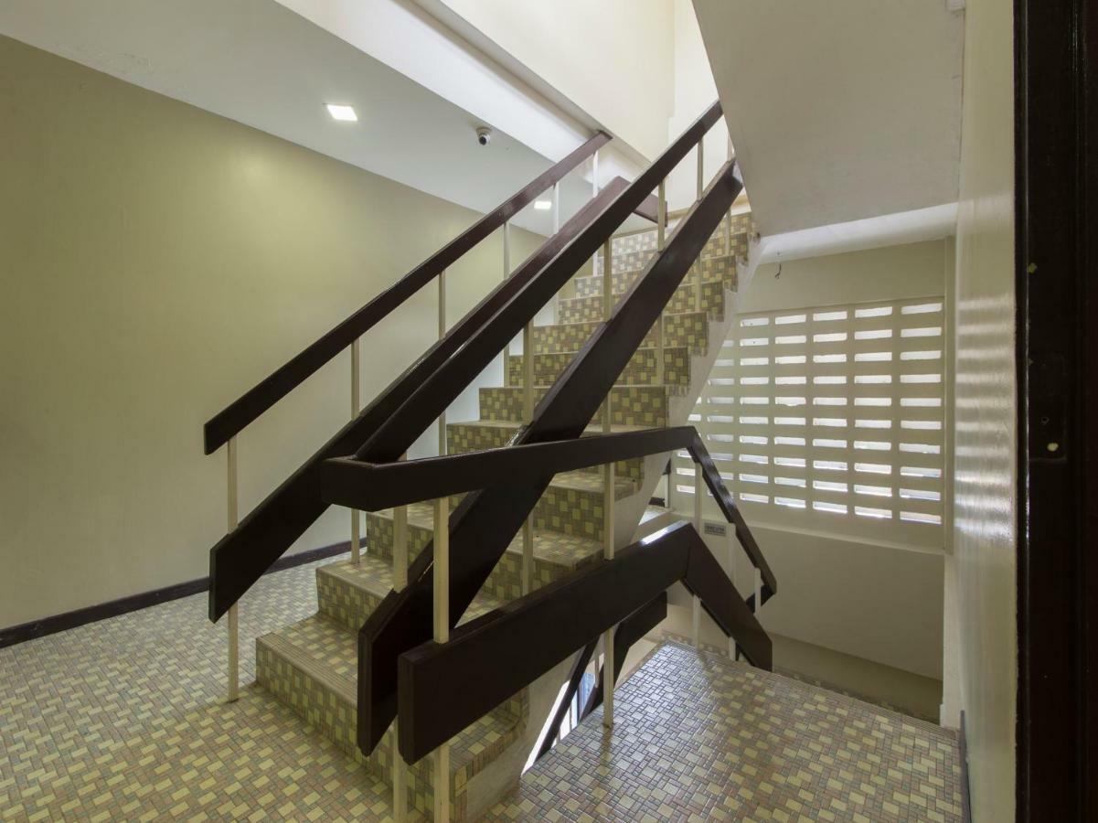 Oyo 1136 Pd Star Hotel Port Dickson Bagian luar foto