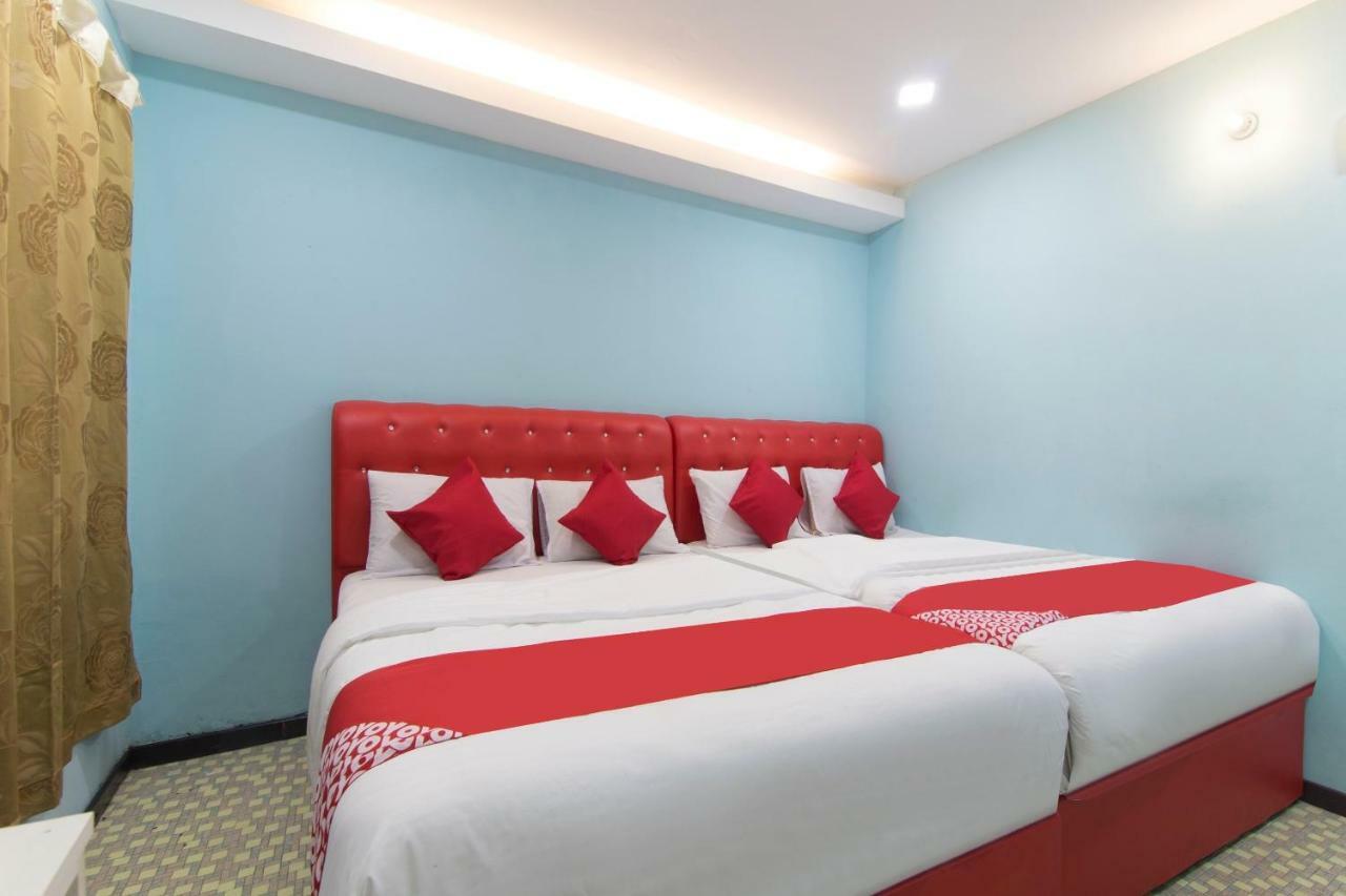 Oyo 1136 Pd Star Hotel Port Dickson Bagian luar foto