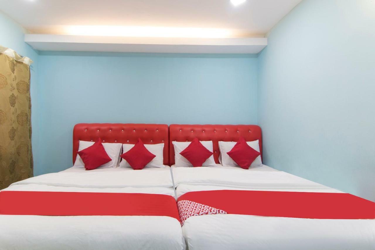 Oyo 1136 Pd Star Hotel Port Dickson Bagian luar foto