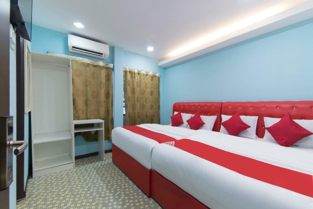 Oyo 1136 Pd Star Hotel Port Dickson Bagian luar foto