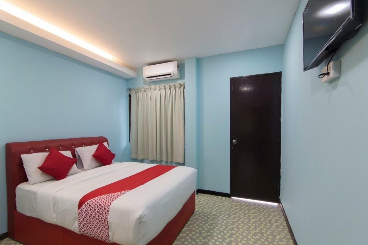 Oyo 1136 Pd Star Hotel Port Dickson Bagian luar foto