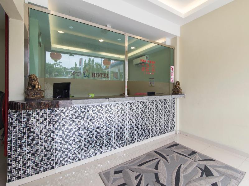 Oyo 1136 Pd Star Hotel Port Dickson Bagian luar foto